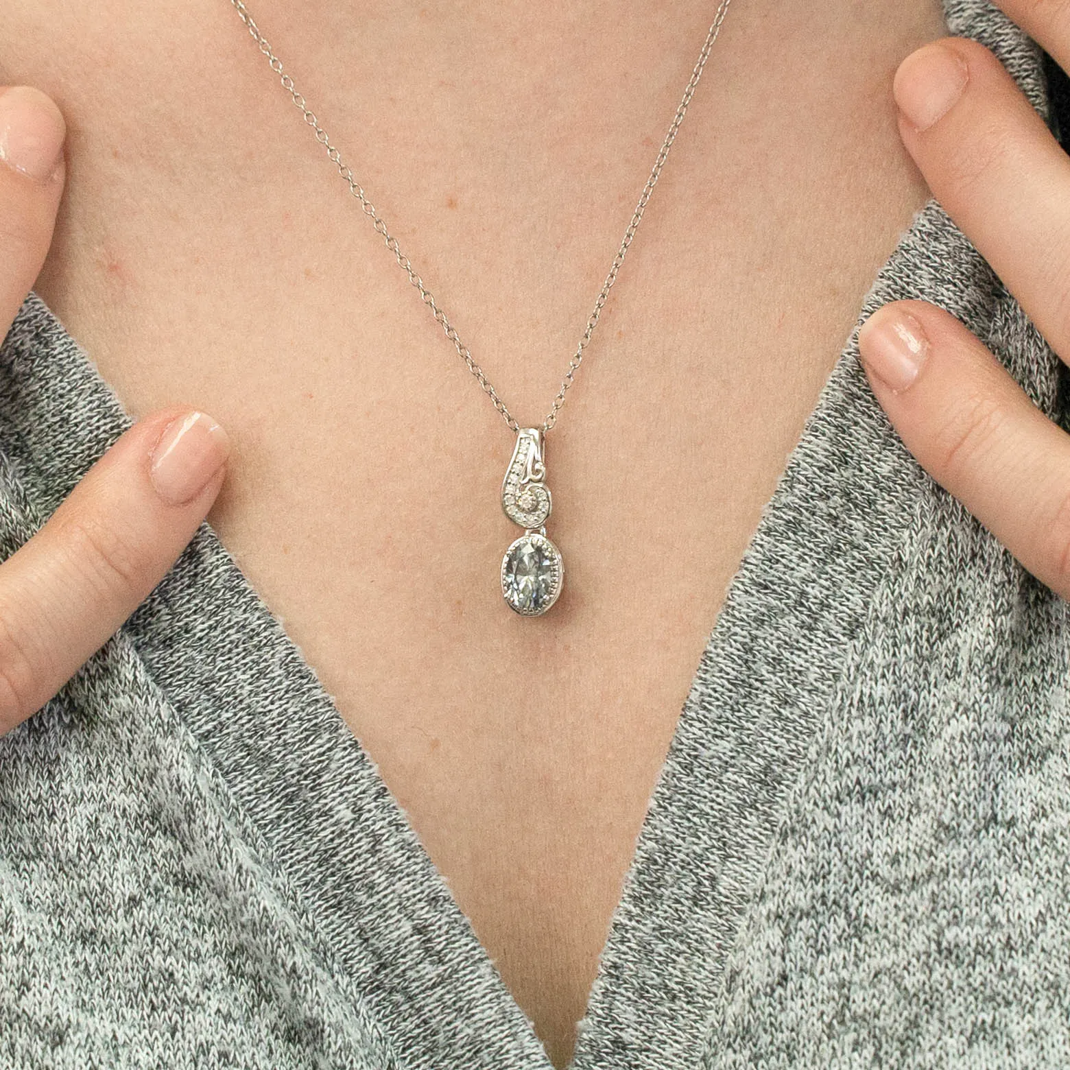0.98 d.e.w cts Hailey Moissanite Necklace