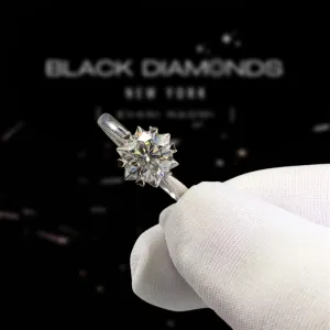 1.0 Ct Round Cut Diamond Snowflake Engagement Ring