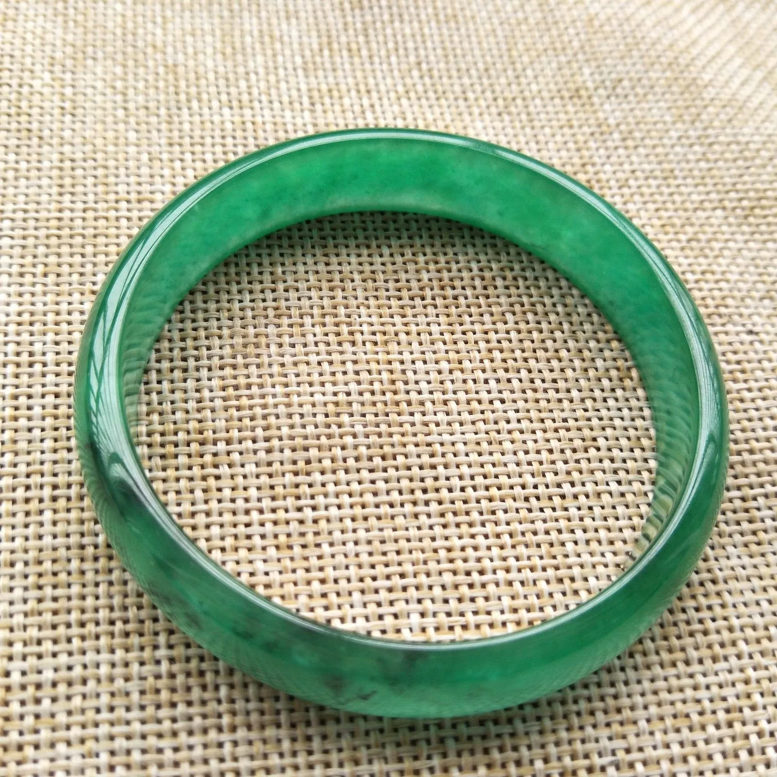 10% OFF- 54/55/56mm Certified Natural Jadeite Emerald A*Jade HandCarved Bangle Z901
