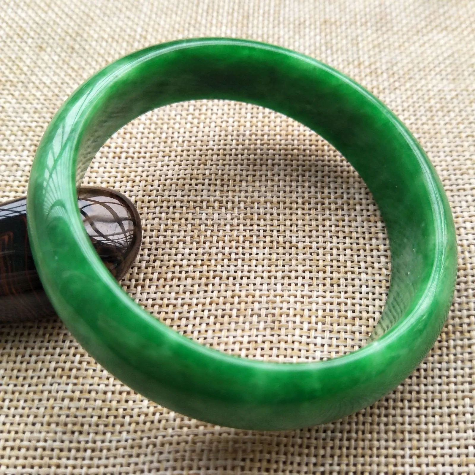 10% OFF- 55/56/57mm Certified Natural Jadeite Emerald A*Jade HandCarved Bangle H133