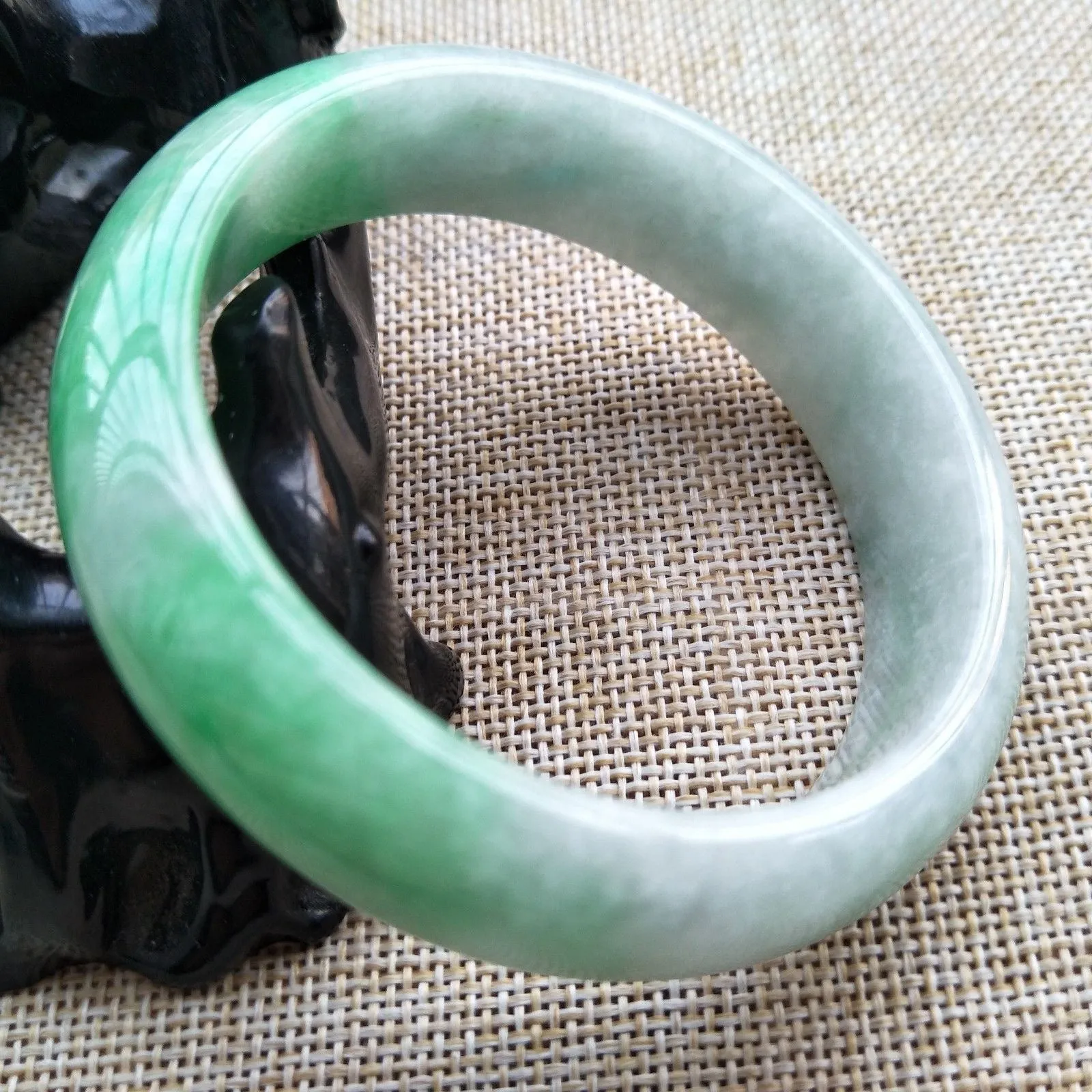 10% OFF- 56/57/58 mm Certified Natural Jadeite Emerald A Jade HandCarved Bangle W140