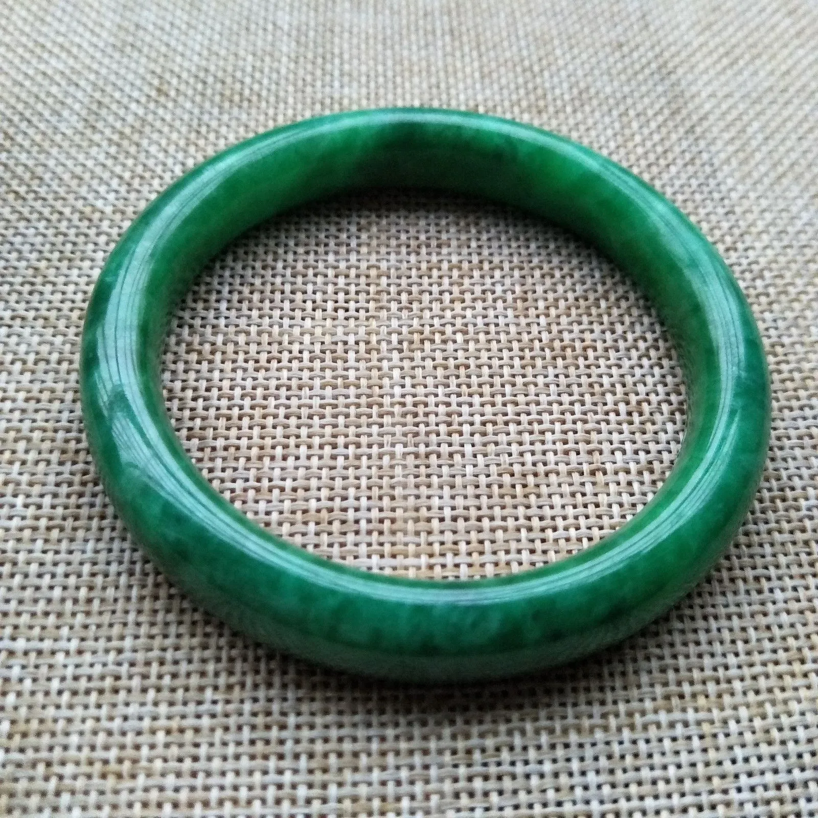 10% OFF- 56/57/58 mm Certified Natural Jadeite Emerald Jade Bangle T825