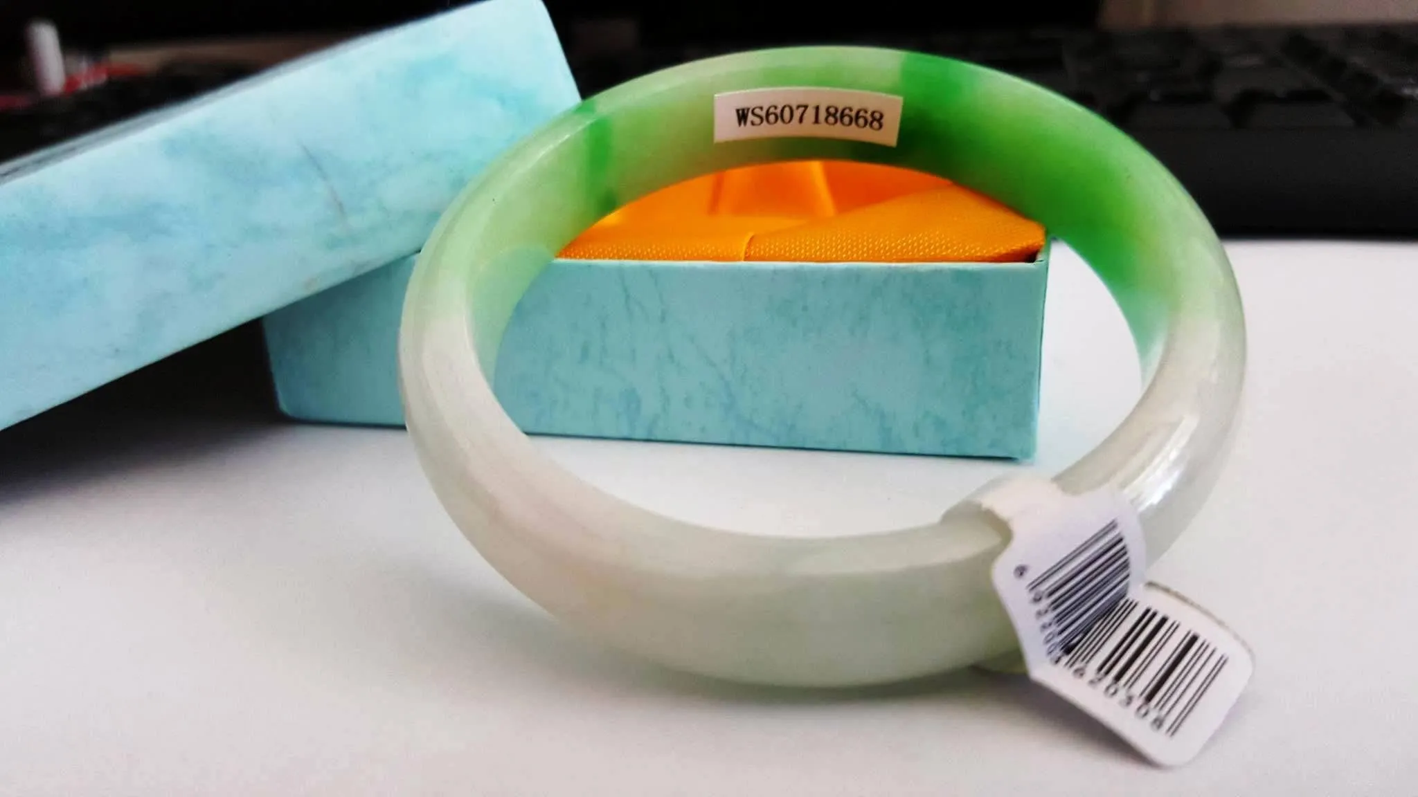 10% OFF- 56/57/58 mm Certified Natural Jadeite Emerald Jade Bangle《Grade A》A519