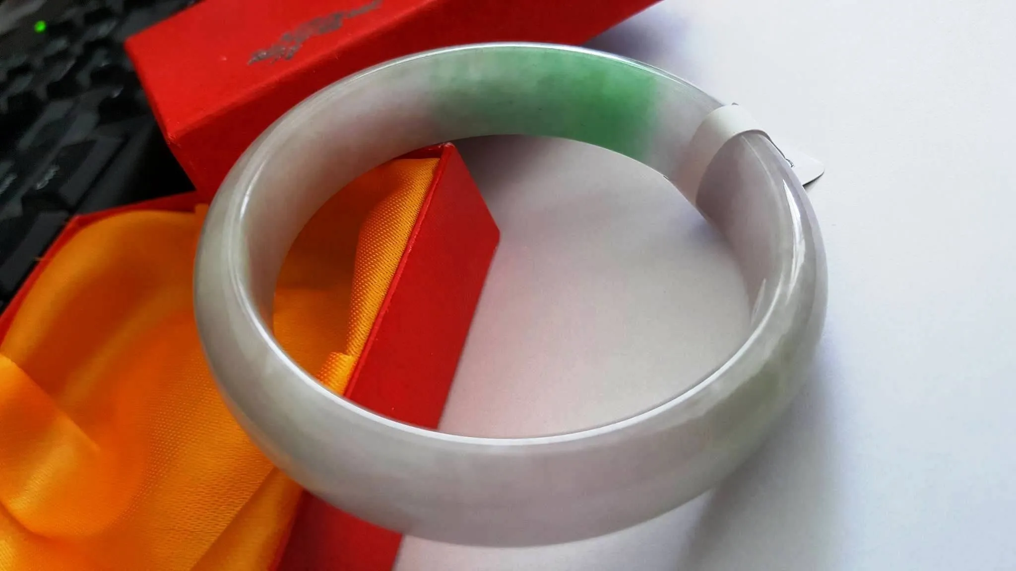 10% OFF- 56/57/58 mm Certified Natural Jadeite Emerald Jade Bangle《Grade A》A823