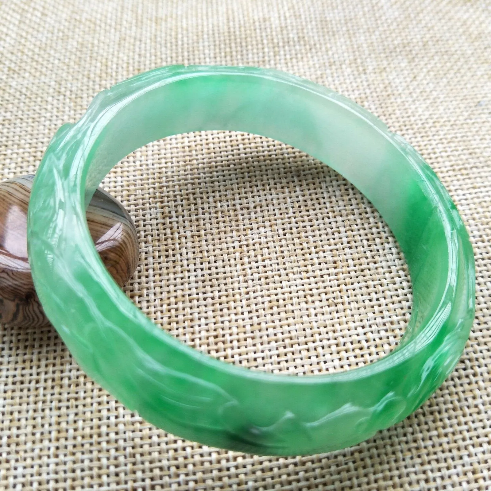 10% OFF- 56/57/58mm Certified Natural Jadeite Emerald A Jade Handcarved Dragon Bangle K138