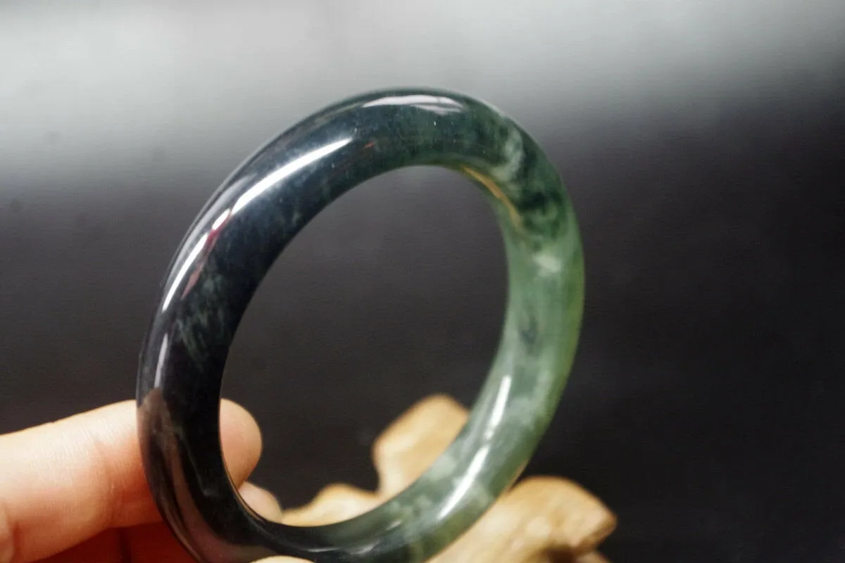10% OFF- 56/57/58mm Certified Natural Jadeite Emerald A*Jade HandCarved Round Bangle A-256