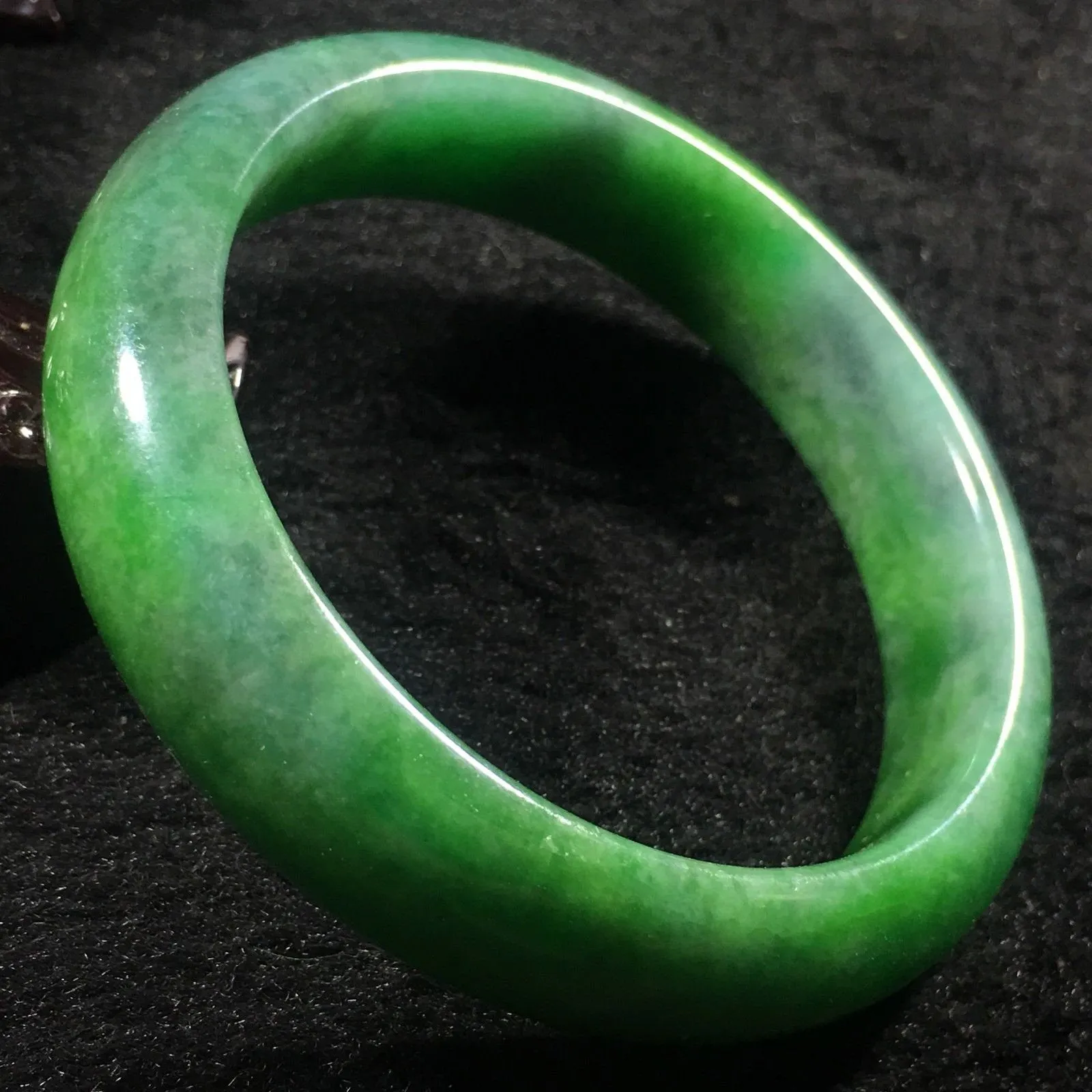 10% OFF- 57/58/59 mm Certified Natural Green Jadeite Emerald A*Jade HandCarved Bangle A064