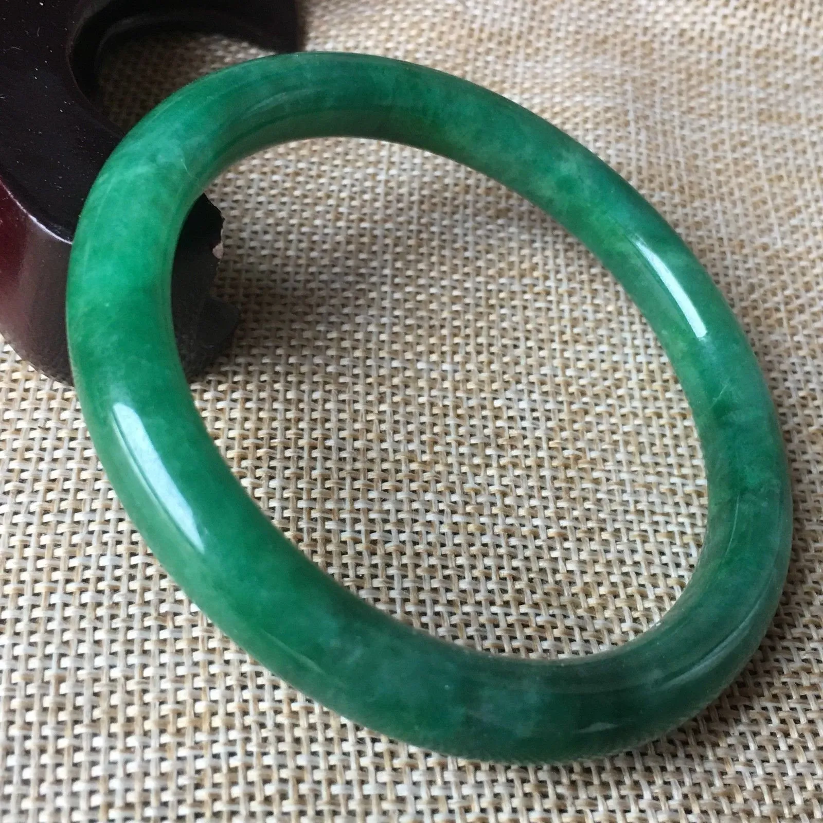 10% OFF- 57/58/59 mm Certified Natural Jadeite Emerald A*Jade HandCarved Bangle A01