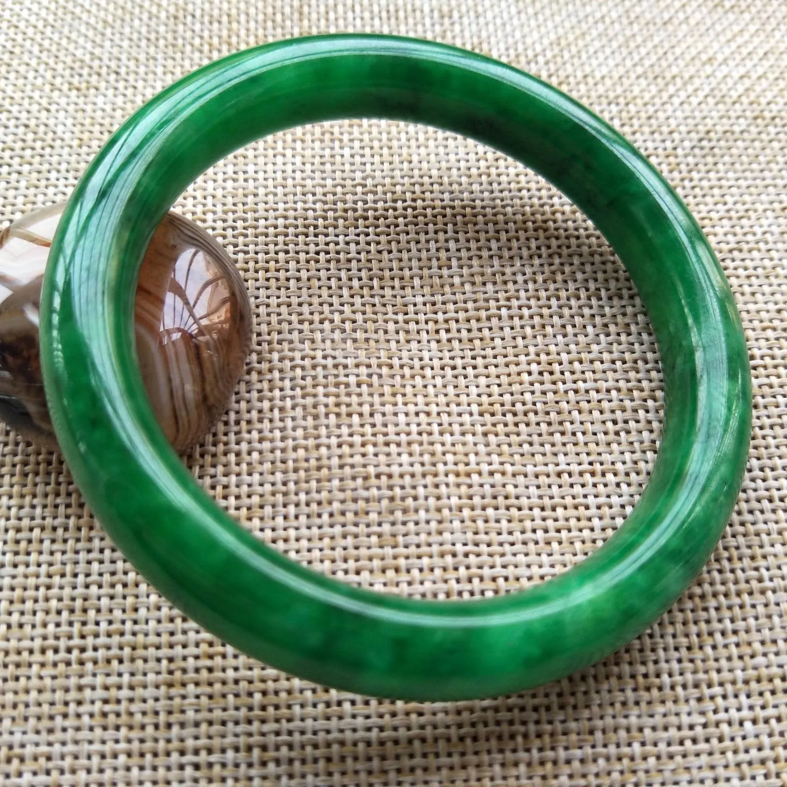 10% OFF- 57/58/59 mm Certified Natural Jadeite Emerald A*Jade Handcarved Bangle C149