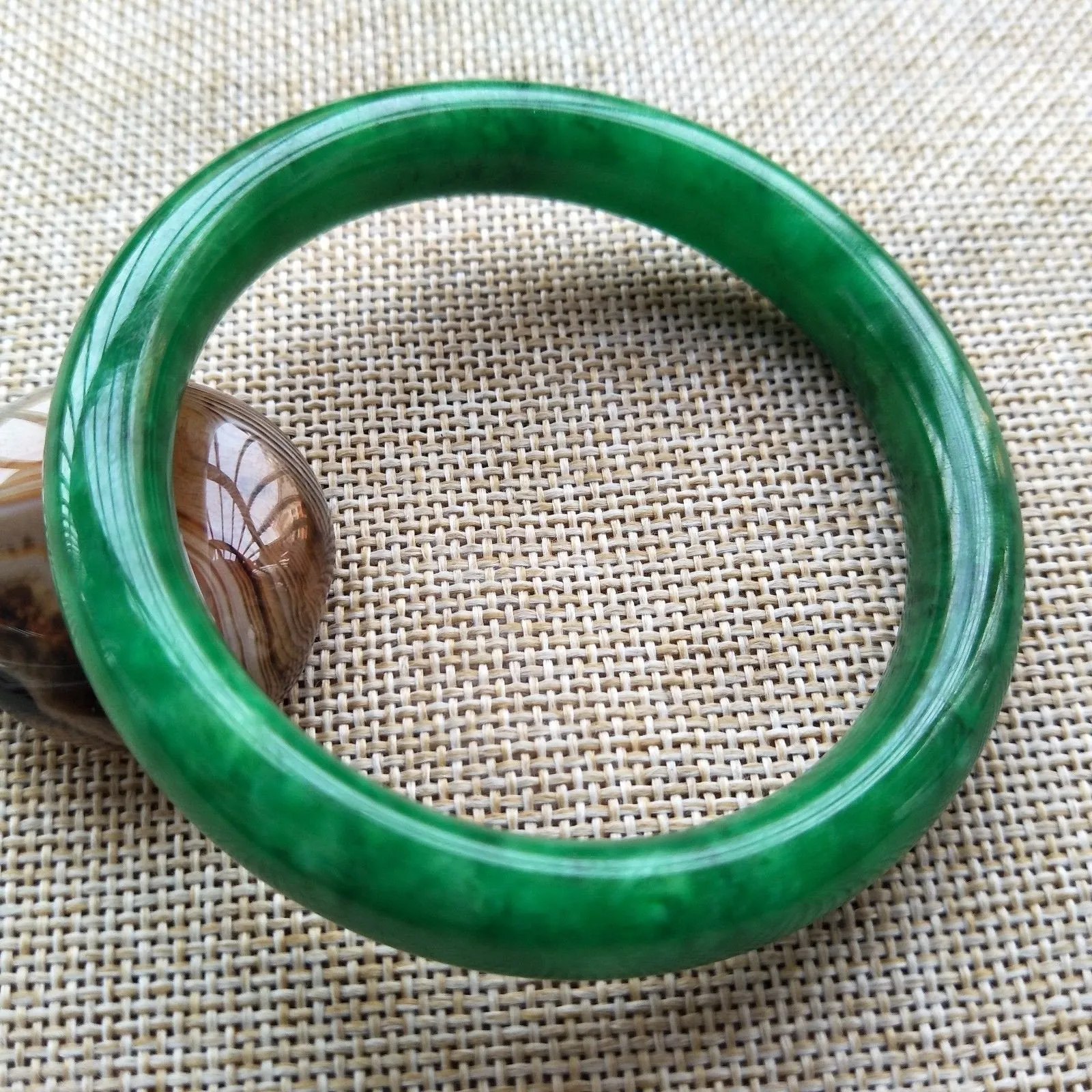 10% OFF- 57/58/59 mm Certified Natural Jadeite Emerald A*Jade Handcarved Bangle C149