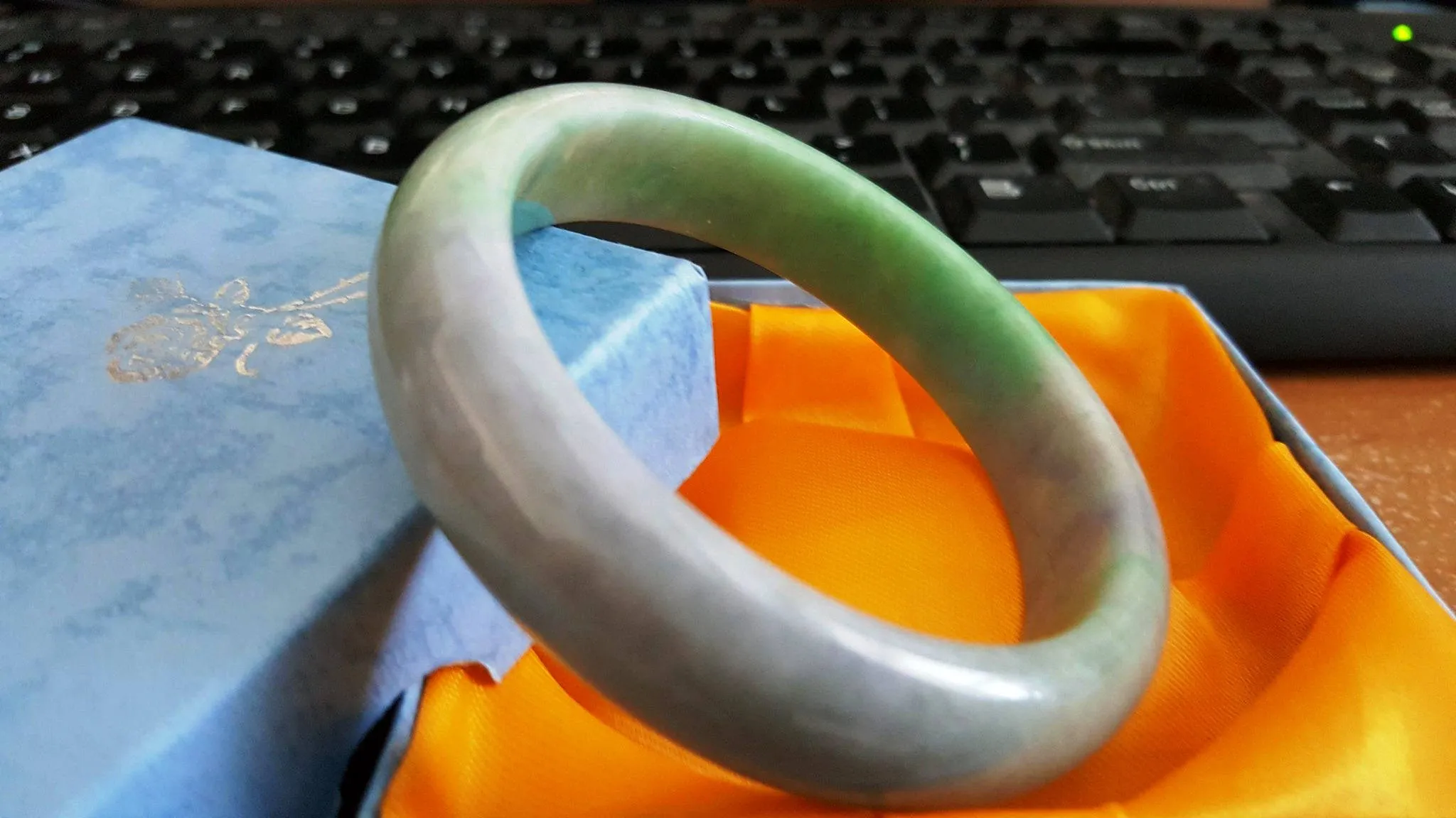 10% OFF- 57/58/59 mm Certified Natural Jadeite Emerald Jade Bangle《Grade A》3287