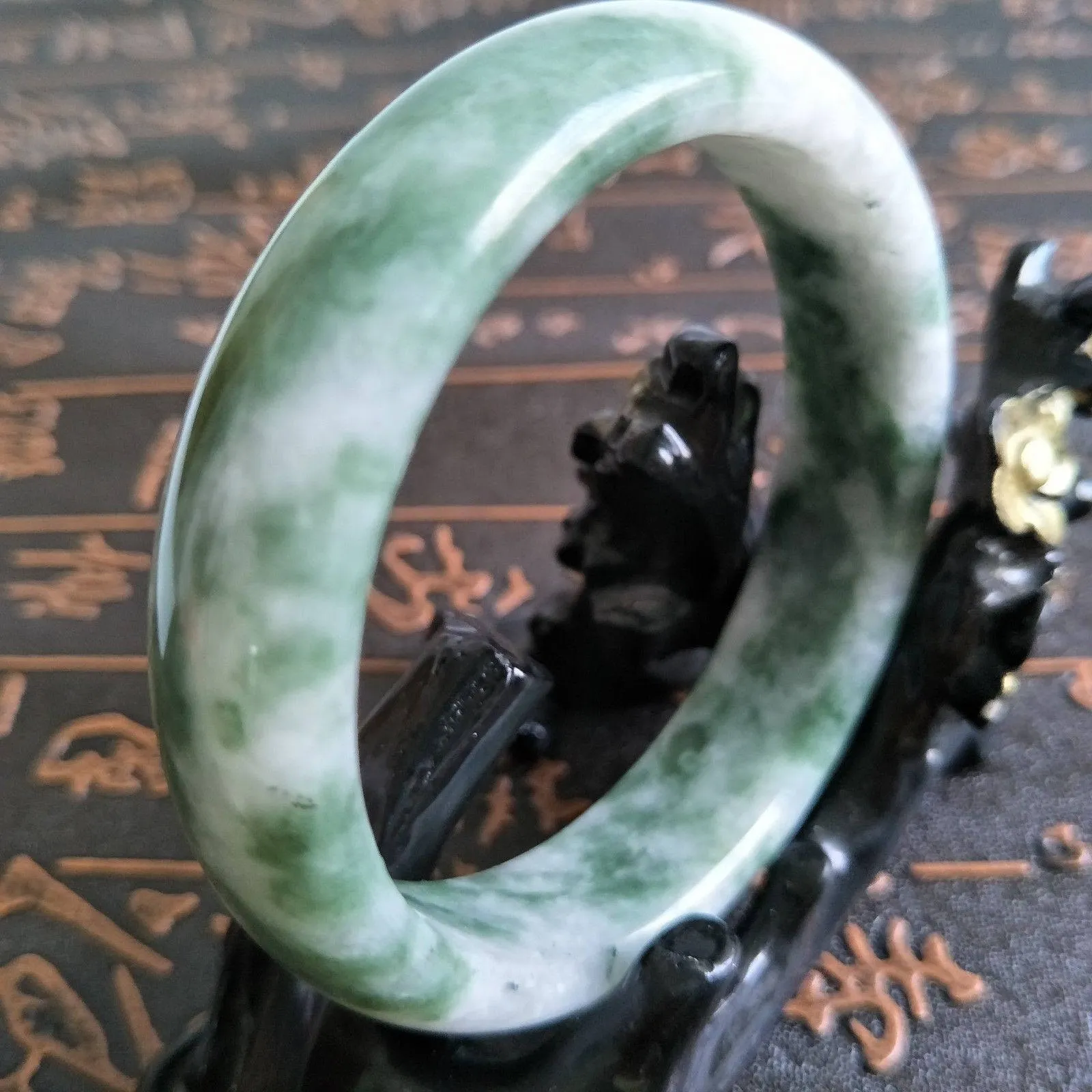 10% OFF- 57/58/59 mm Certified Natural Jadeite Emerald Jade Bangle《Grade A》A129