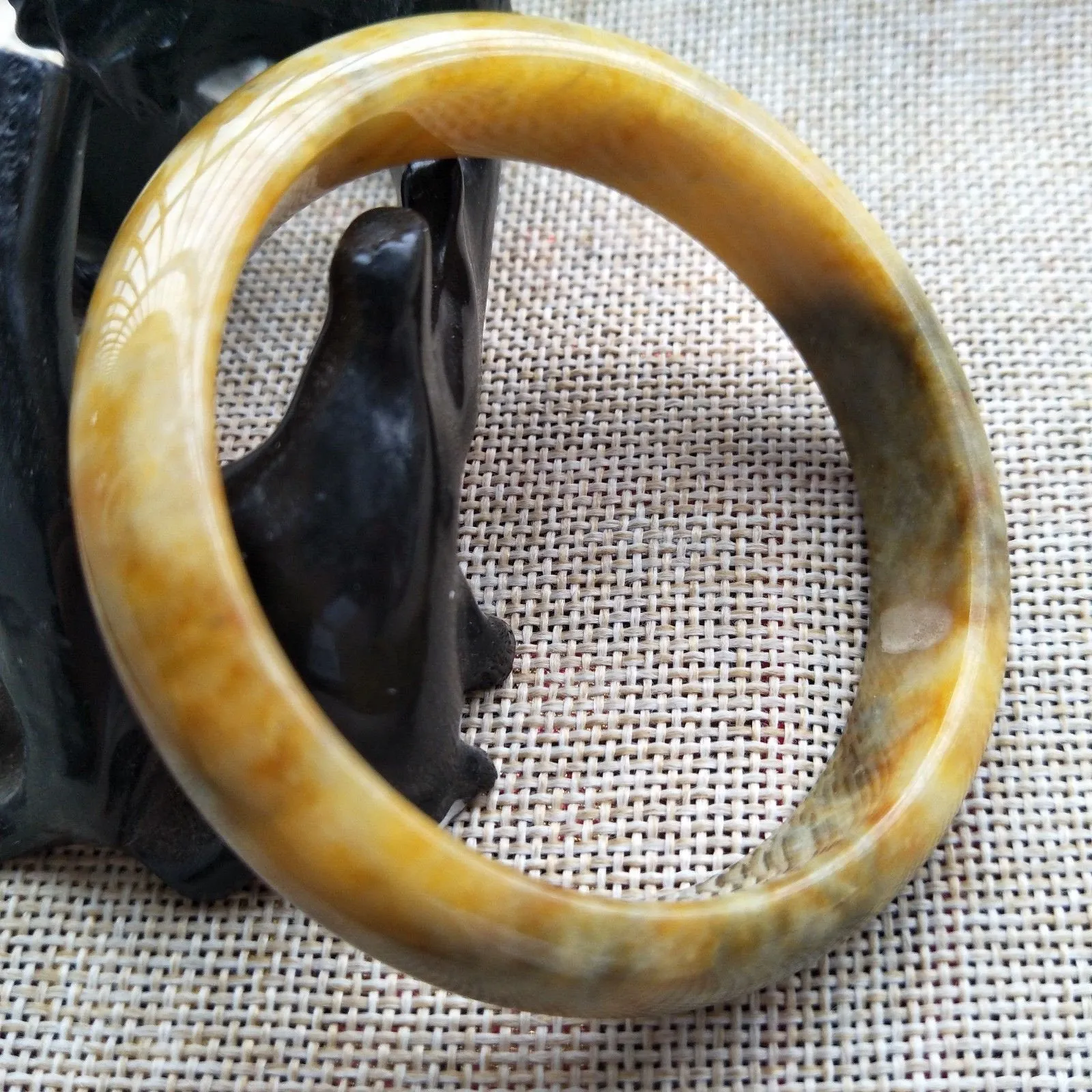 10% OFF- 57/58/59 mm Certified Natural Yellow Jadeite Emerald A*Jade HandCarved Bangle Z930