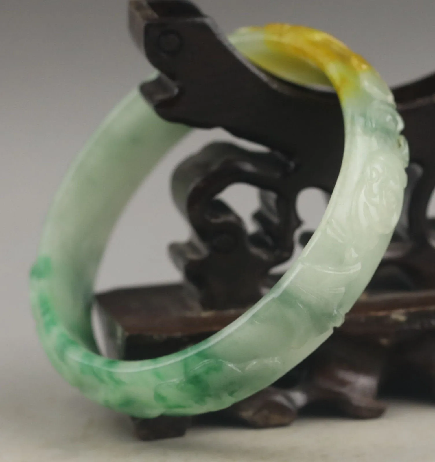 10% OFF- 57/58/59mm Certified Natural 3 Color Jadeite Emerald A*Jade HandCarved Ruyi Flower Bangle NO.F205