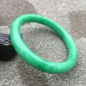 10% OFF- 57/58/59mm Certified Natural Green Jadeite Emerald A*Jade HandCarve Round Bracelet Bangle GX3221