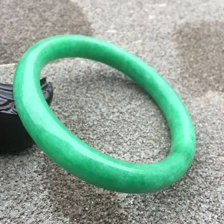 10% OFF- 57/58/59mm Certified Natural Green Jadeite Emerald A*Jade HandCarve Round Bracelet Bangle GX3221