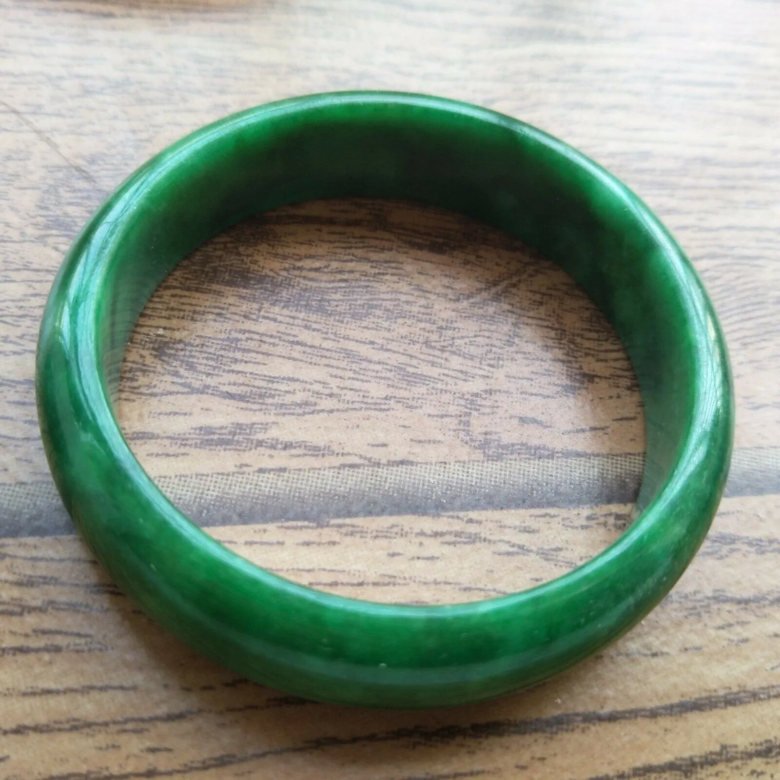 10% OFF- 57/58/59mm Certified Natural Jadeite Emerald A*Jade Handcarved Bangle Z905