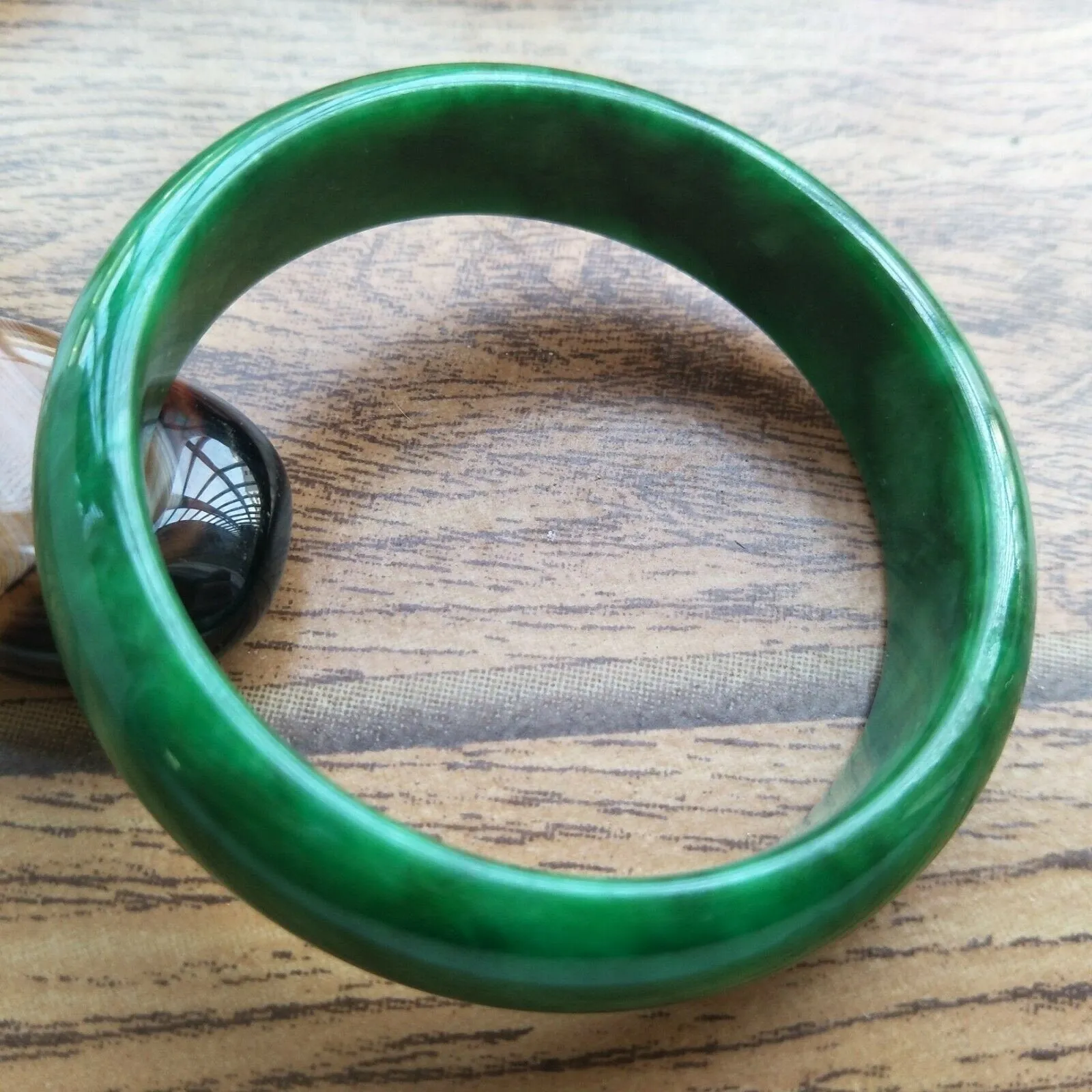 10% OFF- 57/58/59mm Certified Natural Jadeite Emerald A*Jade Handcarved Bangle Z905