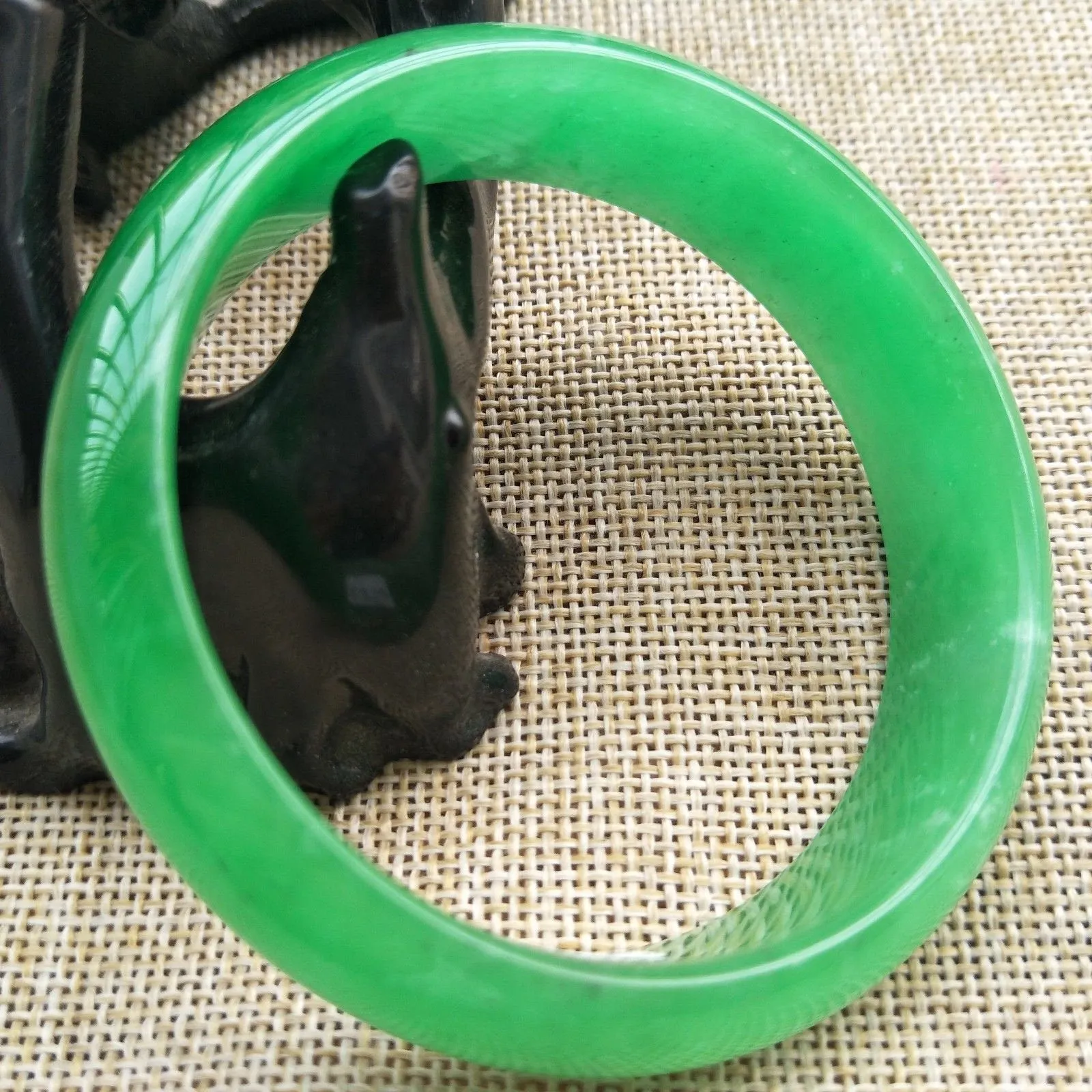 10% OFF- 58/59/60 mm Certified Natural Jadeite Emerald A*Jade HandCarved Bangle P113
