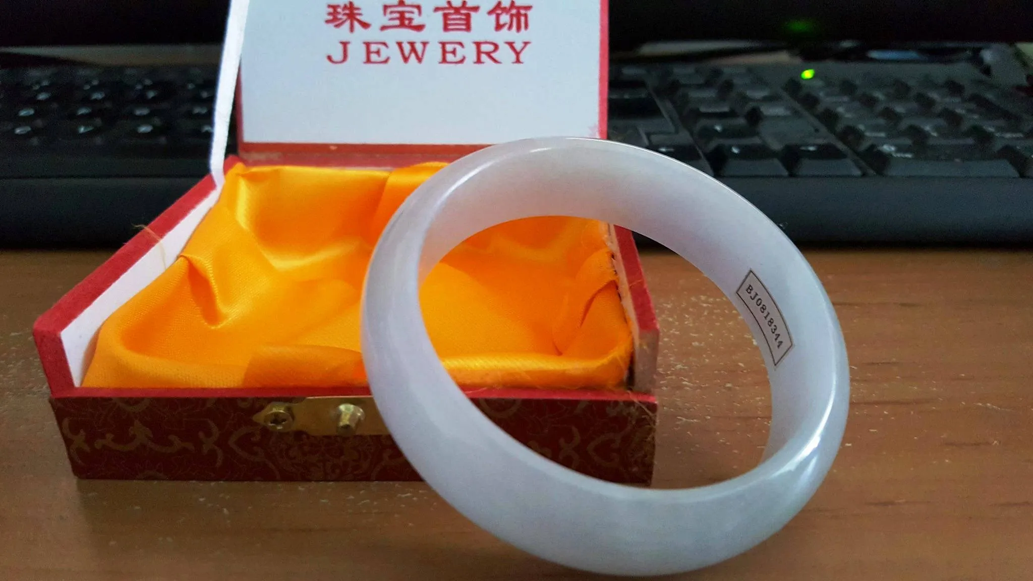 10% OFF- 58/59/60 mm Certified Natural Jadeite Emerald Jade Bangle《Grade A》8344