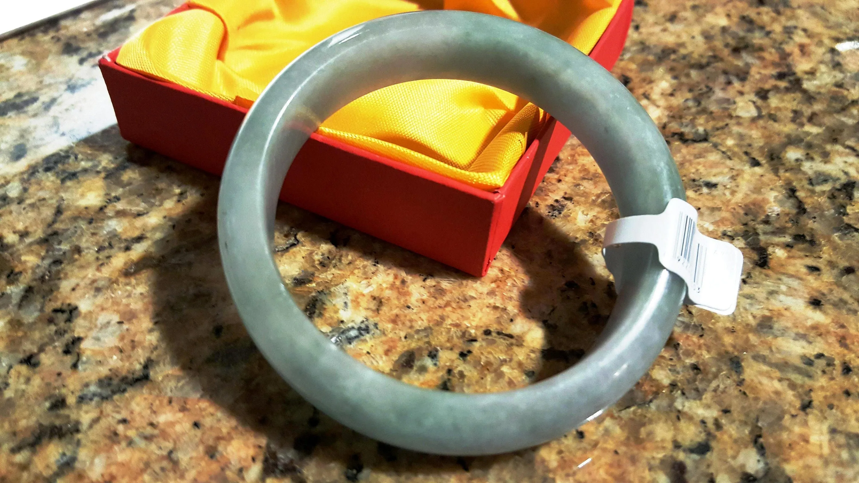 10% OFF- 58/59/60 mm Certified Natural Jadeite Emerald Jade Bangle《Grade A》A039