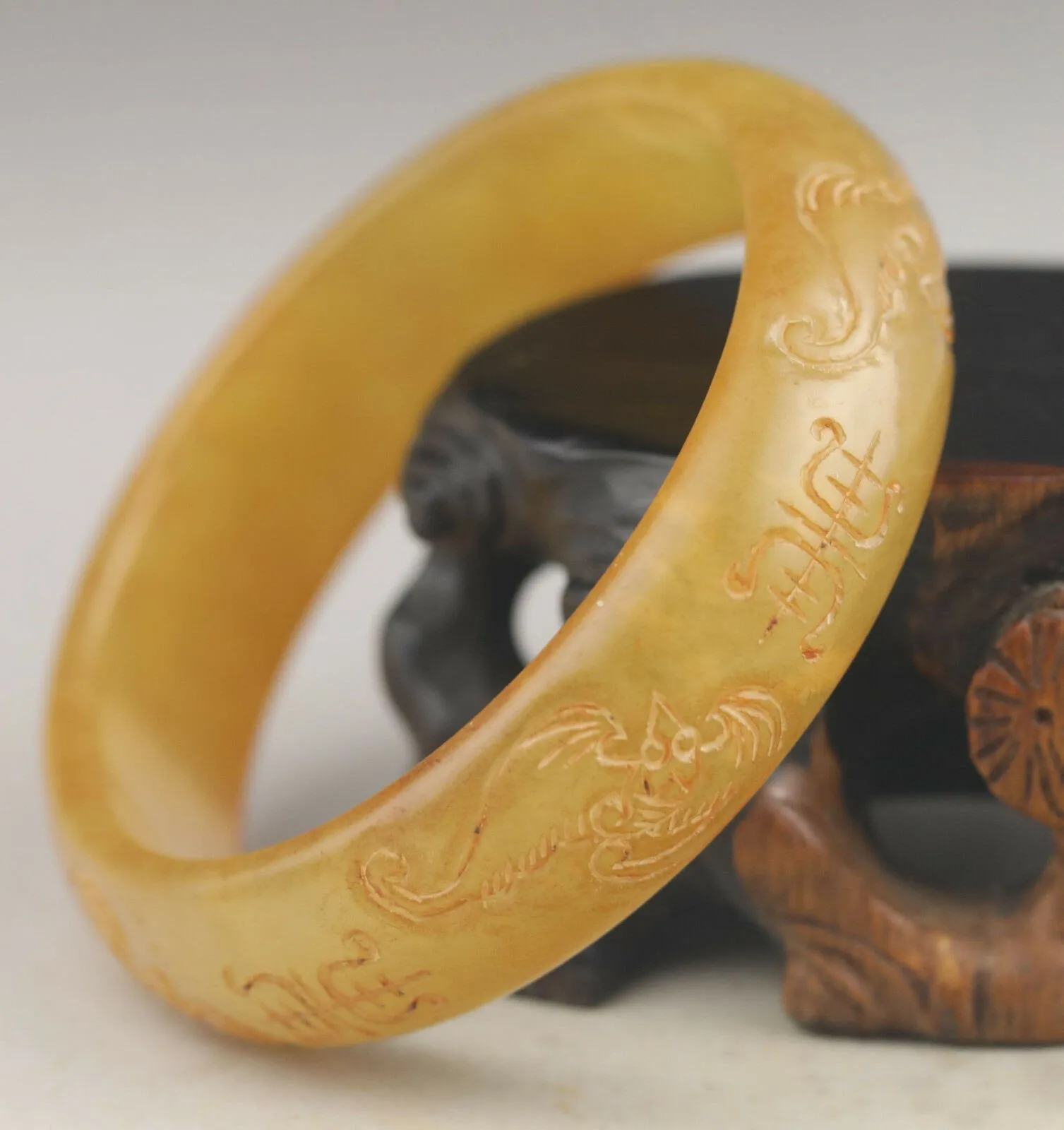 10% OFF- 58/59/60mm Certified Natural Jadeite Emerald A*Jade HandCarved Bats Shou Bangle NO.G212