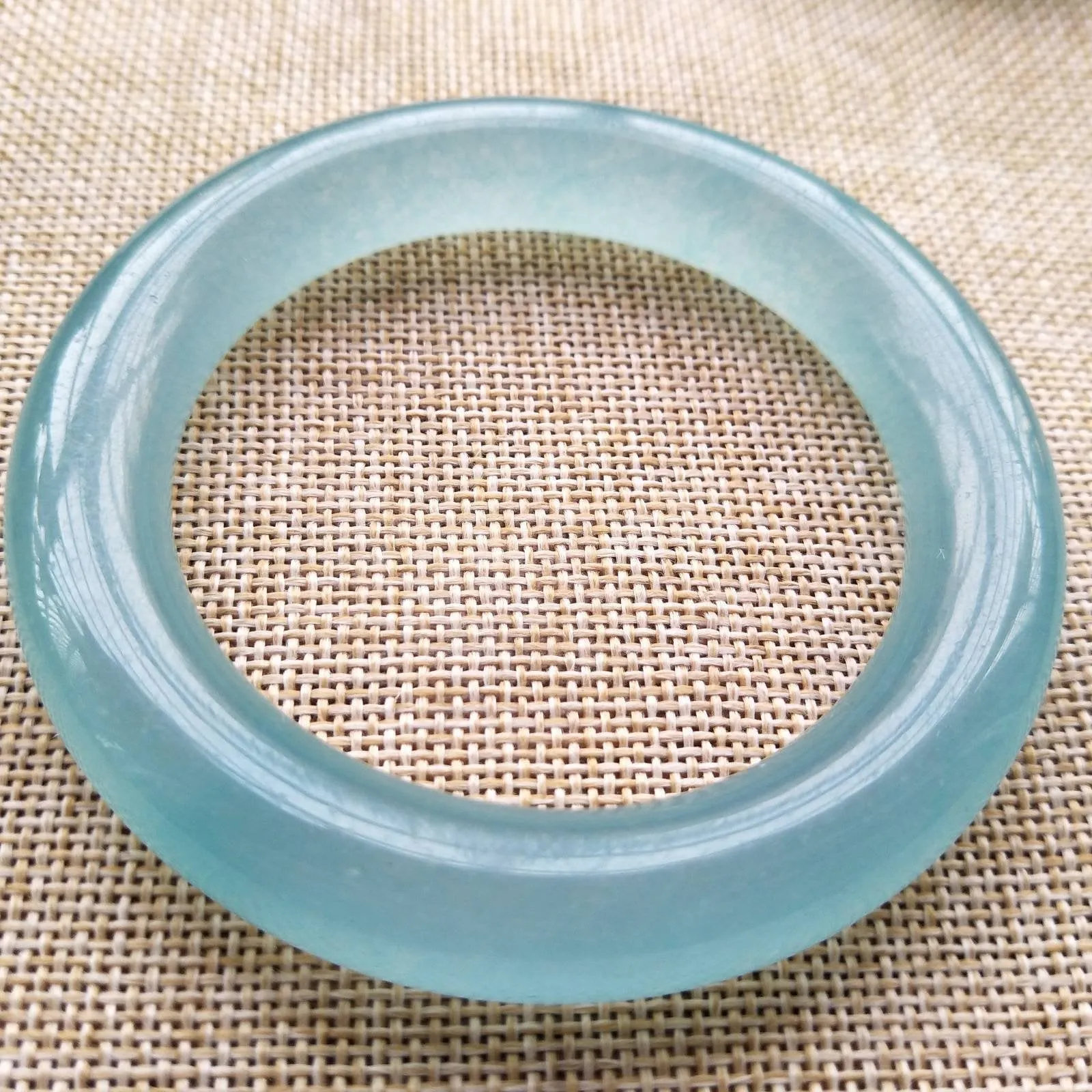 10% OFF- 59/60/61 mm Certified Natural Jadeite Emerald A*Jade Handcarved Bangle Z937