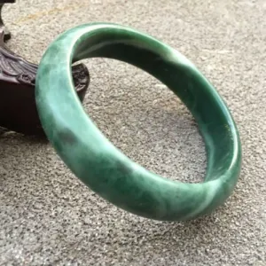 10% OFF- 59/60/61mm Certified Natural Jadeite Emerald A*Jade Handcarved Bangle GX0250 with Gift Box