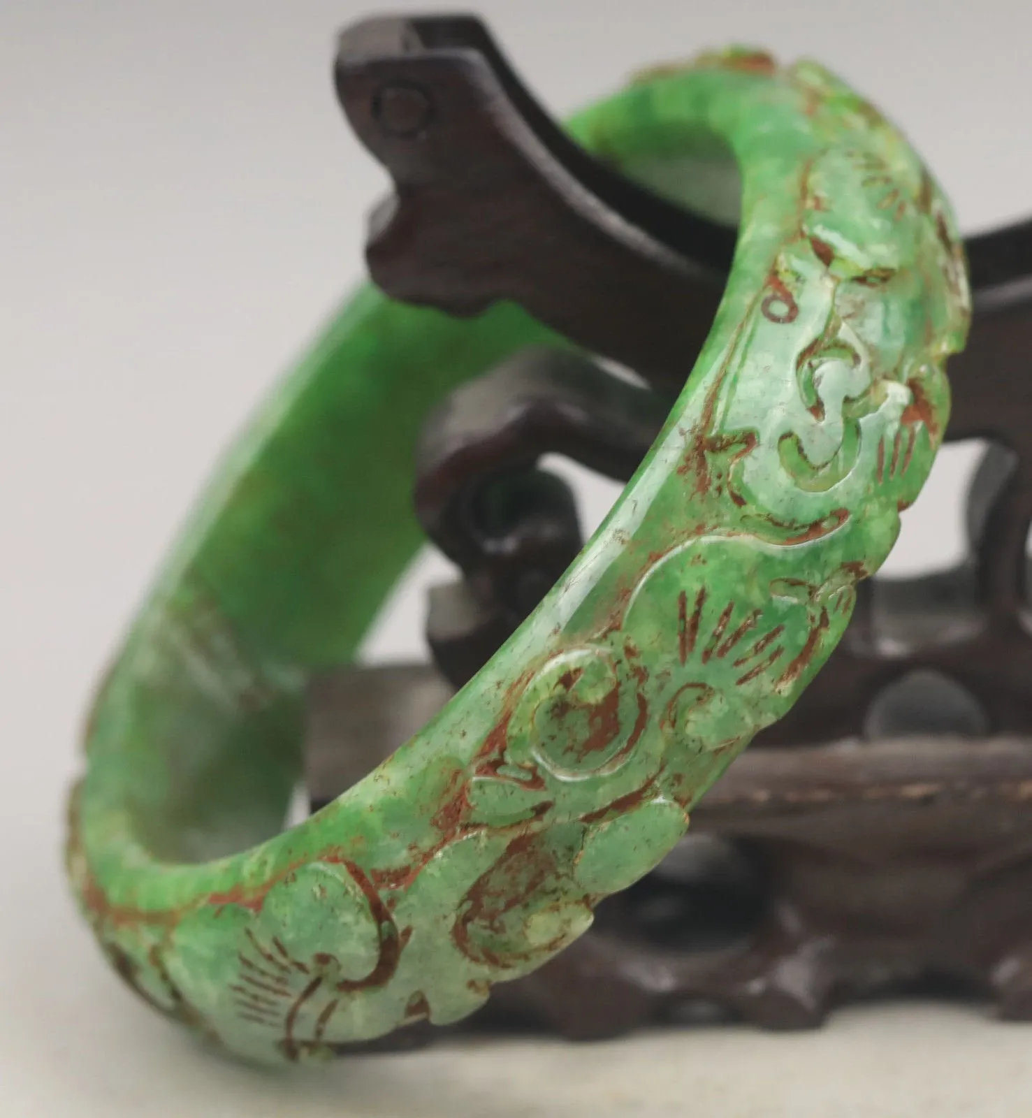 10% OFF- 60/61/62 mm Certified Natural Green Jadeite Emerald A*Jade HandCarved Bangle A1940