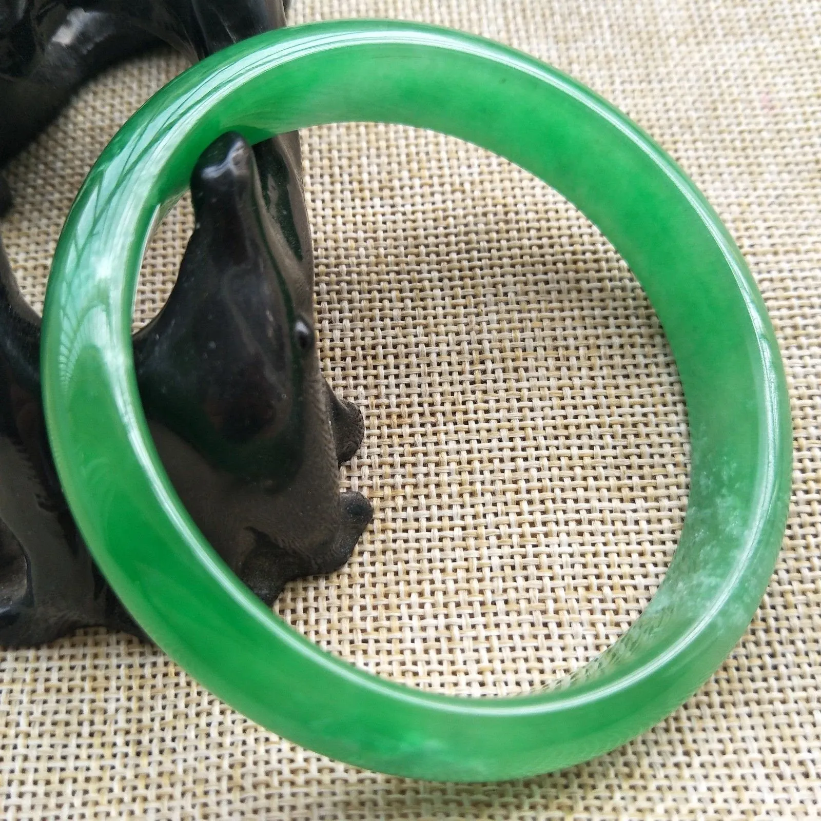 10% OFF- 63/64/65 mm Certified Natural Jadeite Emerald A*Jade HandCarved Bangle P114
