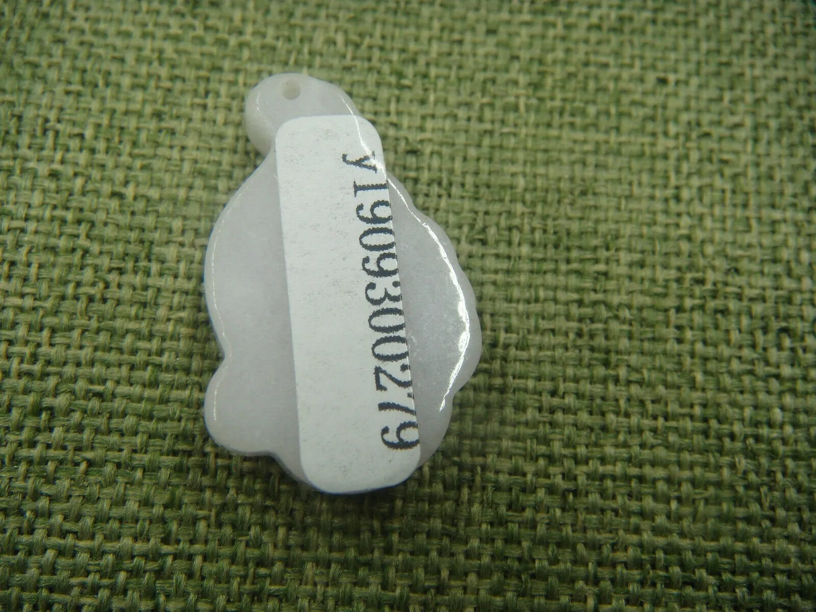 10% OFF- Certified Natural Gold & Icy Jadeite Emerald A*Jade HandCarved Tablet Ruyi 吉祥如意 Pendant Y0279