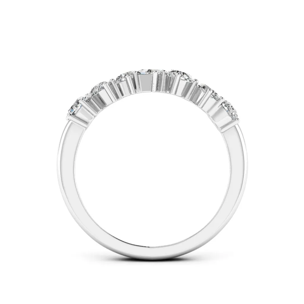 1.00 d.e.w. cts Leia Moissanite Ring