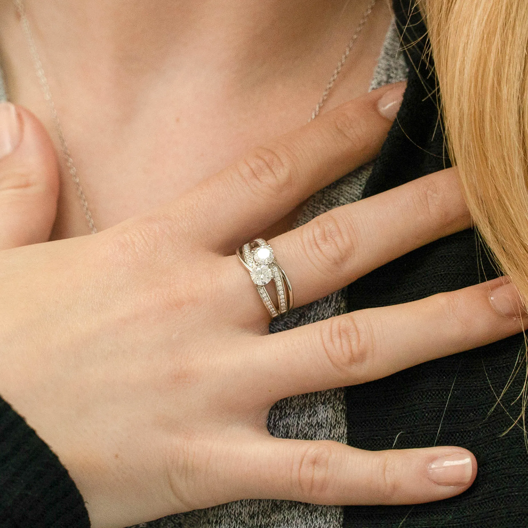 1.17 d.e.w cts Annabella Moissanite Ring