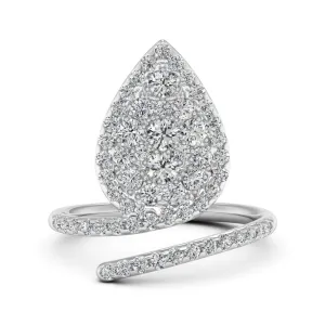 1.20 d.e.w cts Camellia Moissanite Ring