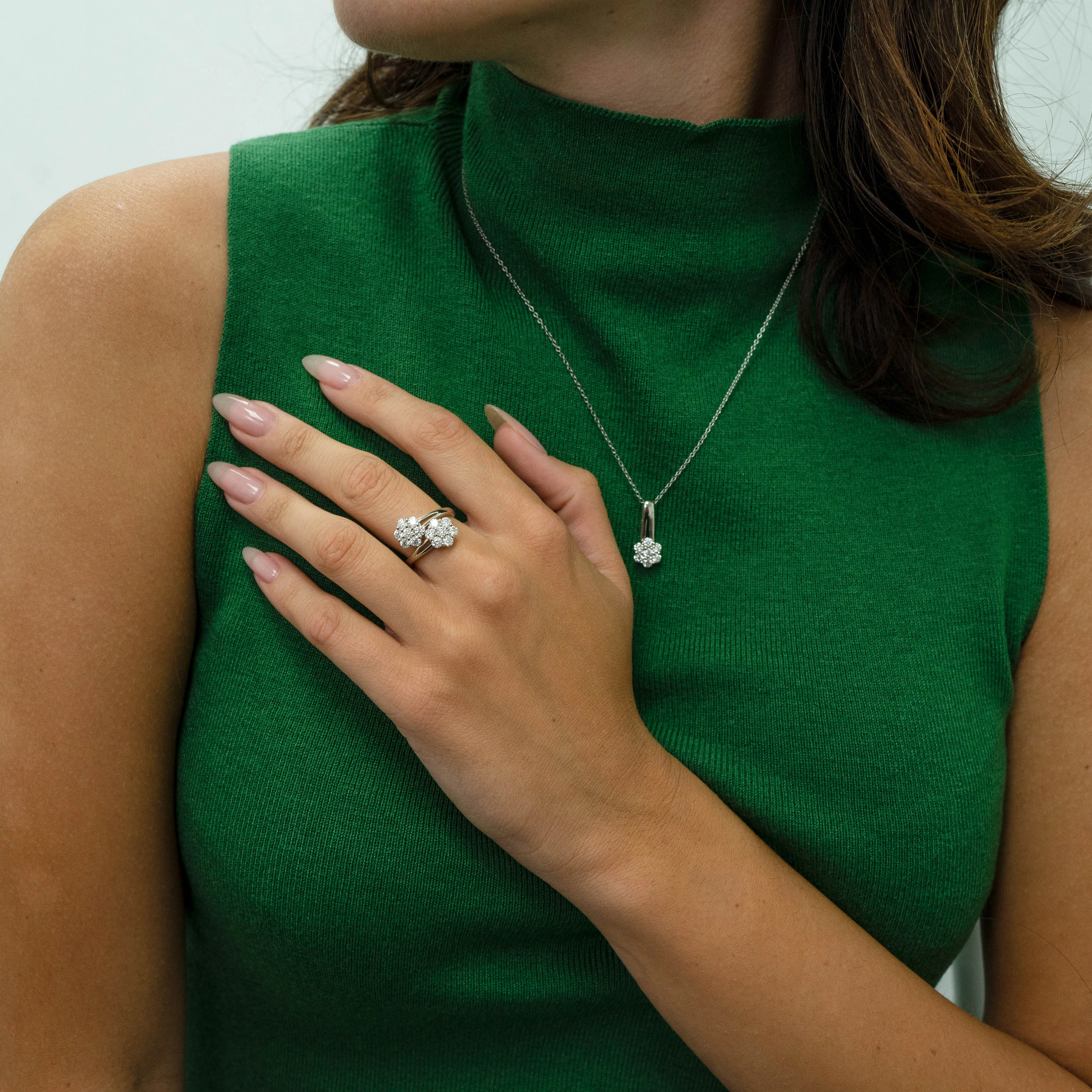 1.54 d.e.w cts Azalea Moissanite Ring