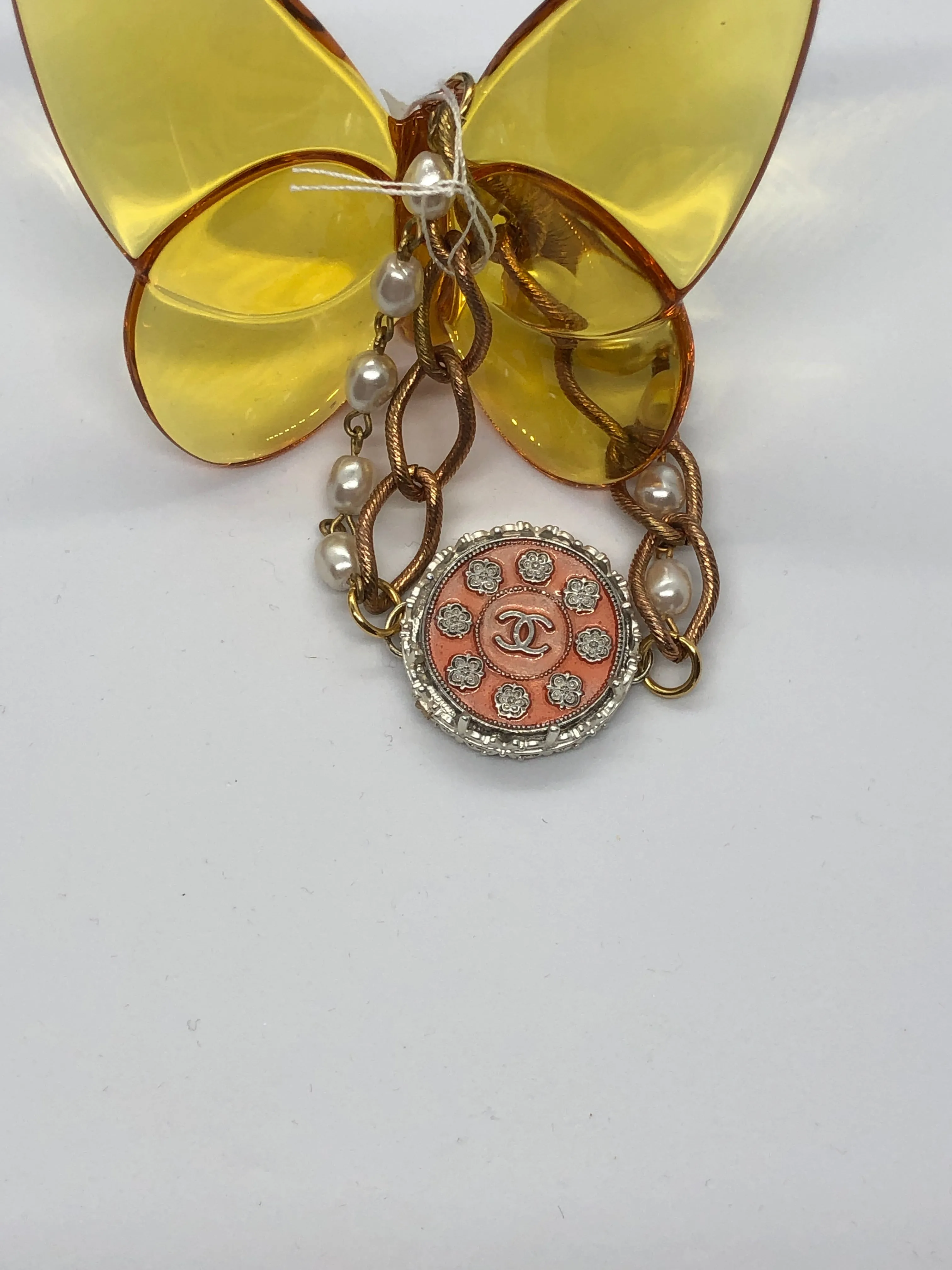 #154 Vintage Couture Bracelet 28mm