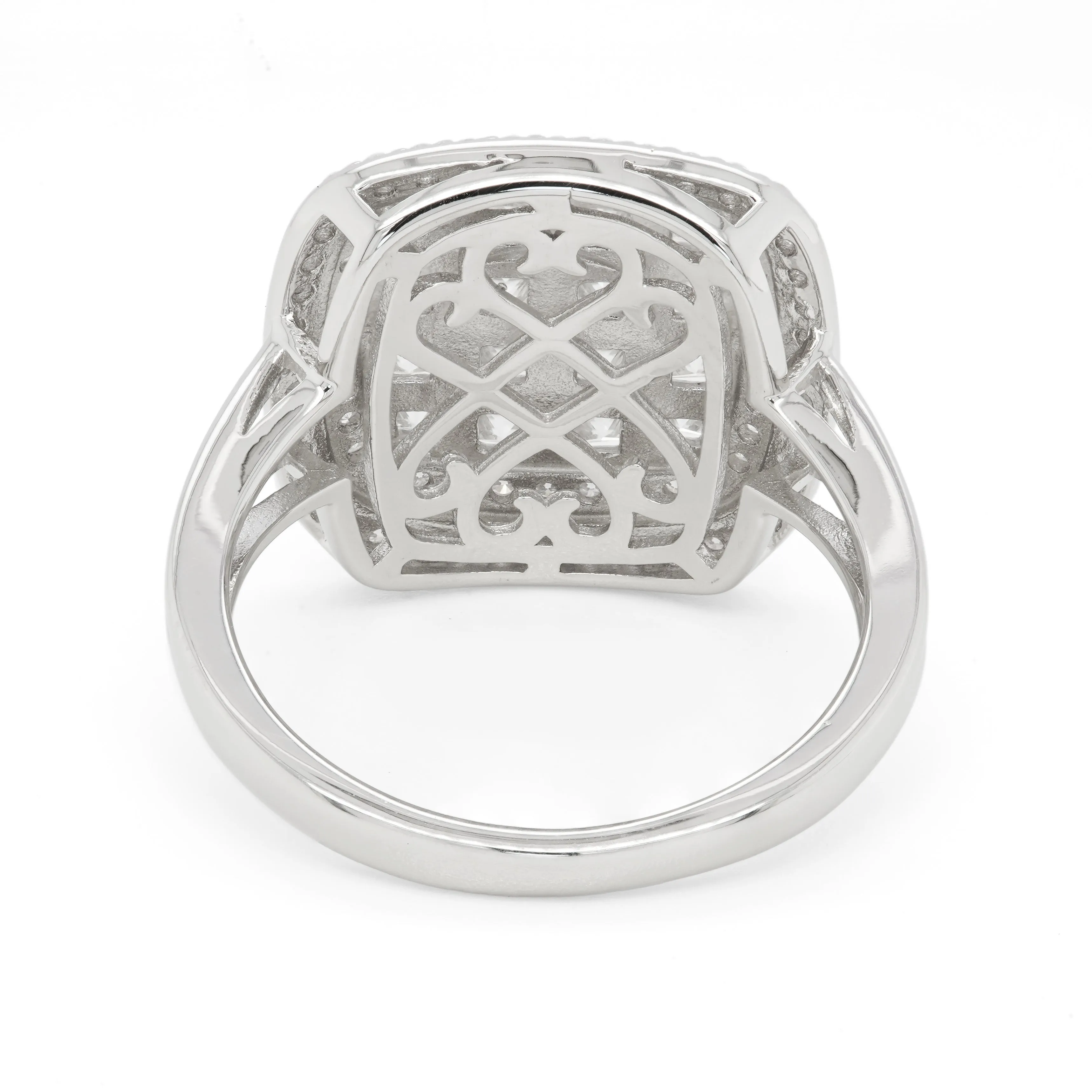 2.57 d.e.w Moissanite Ring
