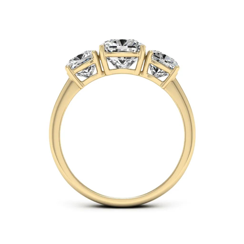 3.20 d.e.w cts Moissanite Ring