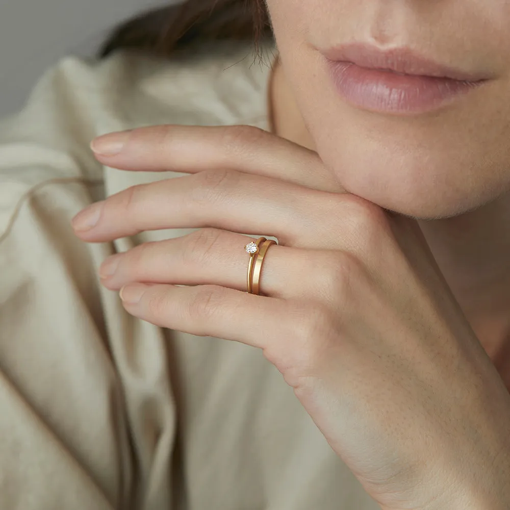 3.5mm White Diamond Noble Ring | R11703W