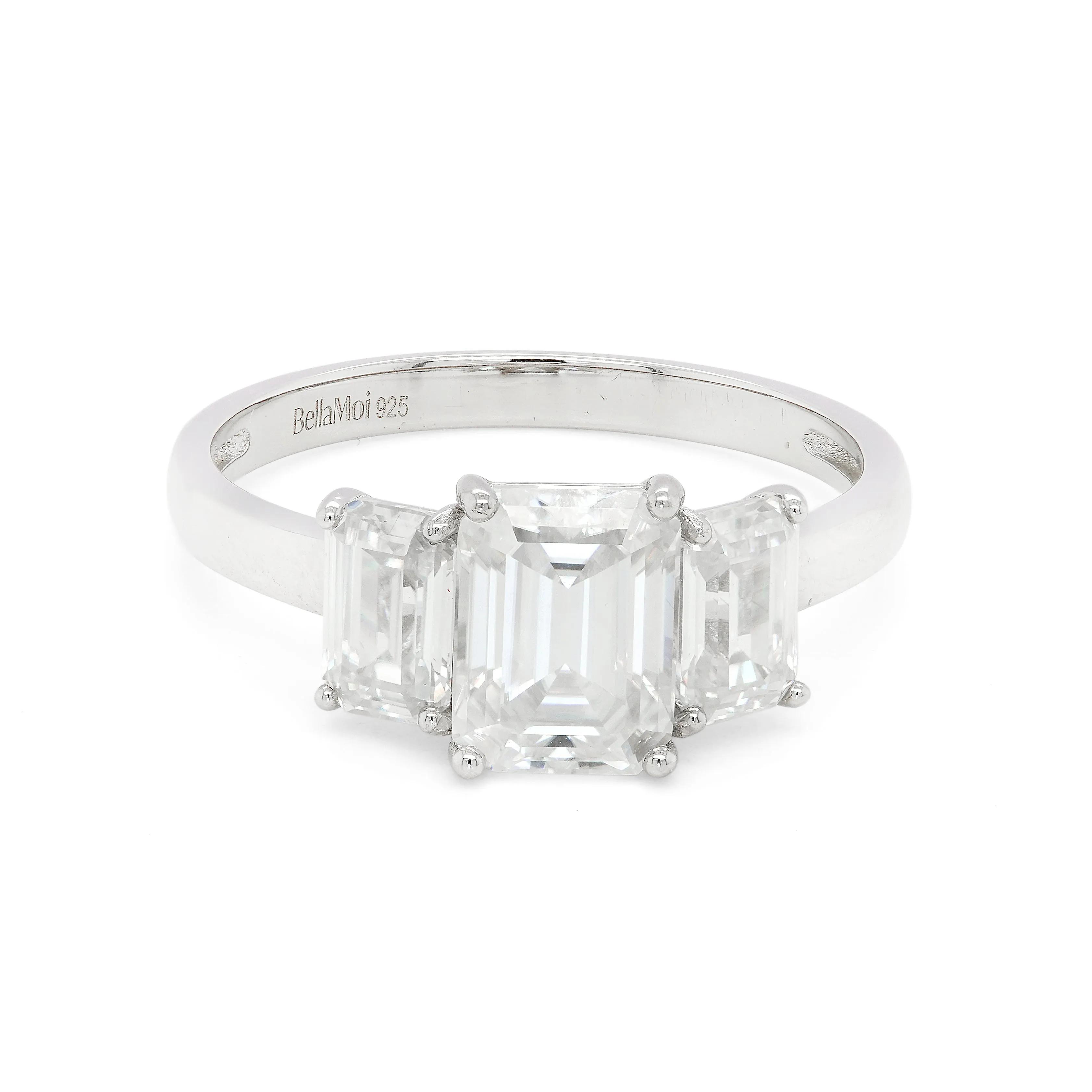 3.60 d.e.w cts Moissanite Ring