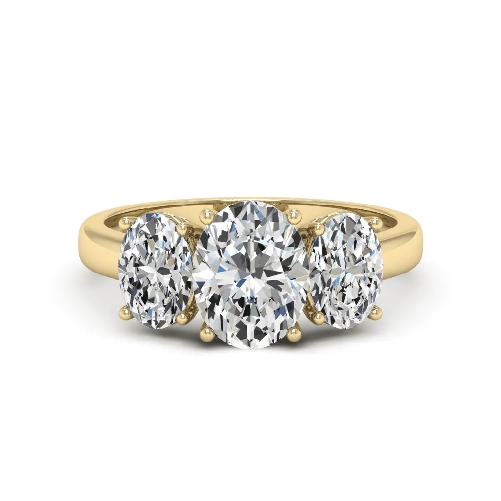 4.00 d.e.w cts Moissanite Ring