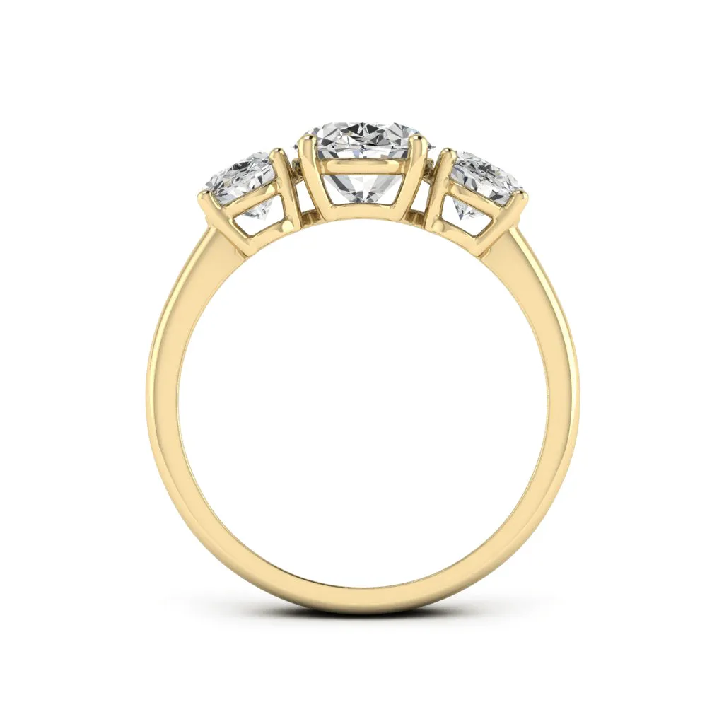 4.00 d.e.w cts Moissanite Ring
