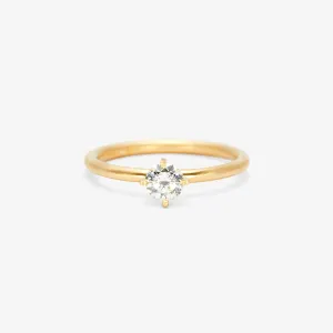4.5mm White Diamond Noble Ring | R11705W