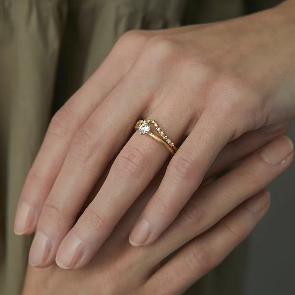 4.5mm White Diamond Noble Ring | R11705W