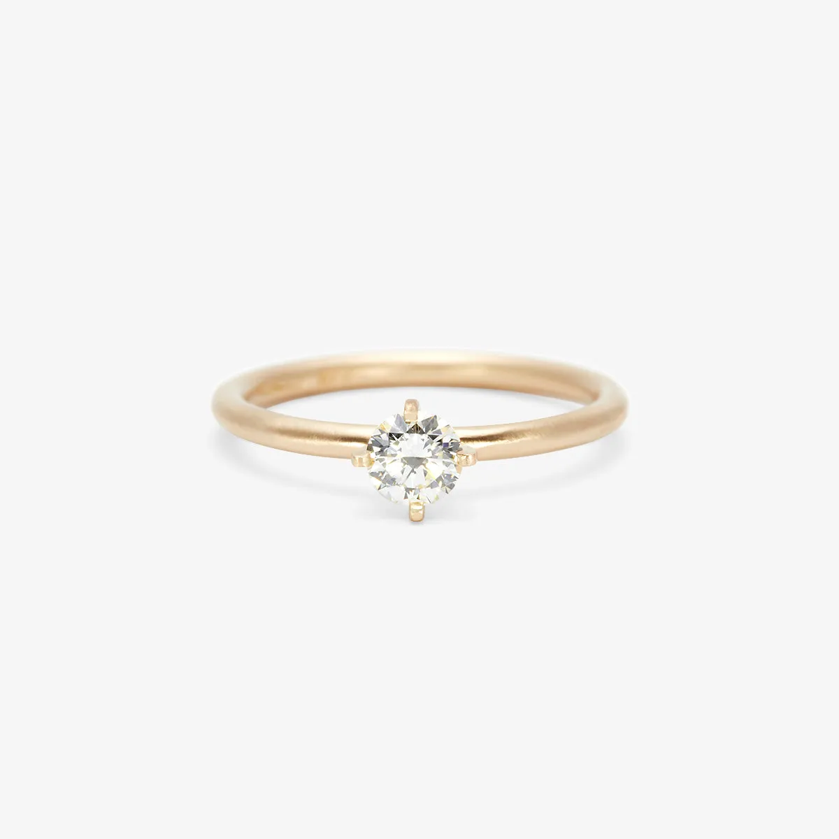 4.5mm White Diamond Noble Ring | R11705W