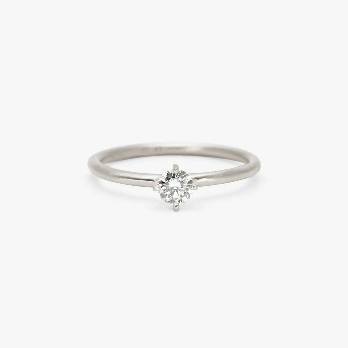 4mm White Diamond Noble Ring | R11704W