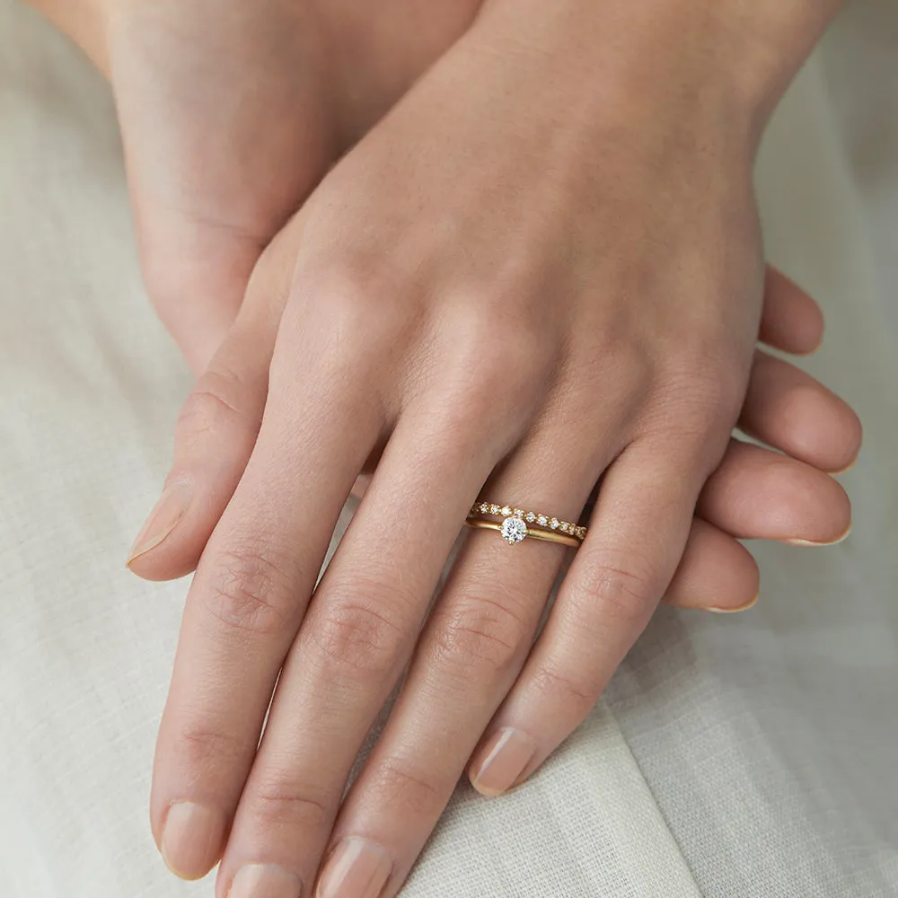 4mm White Diamond Noble Ring | R11704W