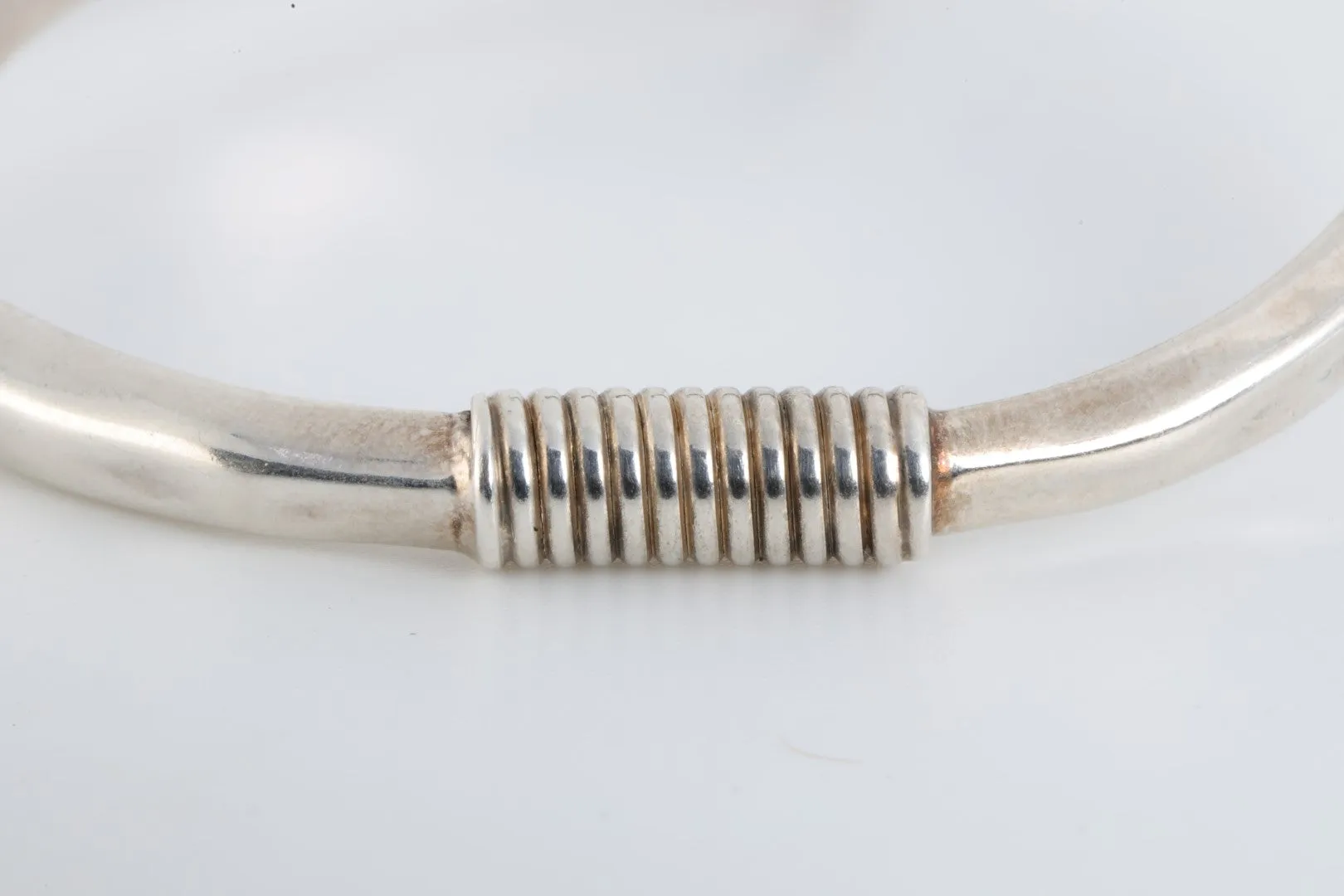 6.5" Uno De So 925 Silver Cuff Bracelet (22.05g.)