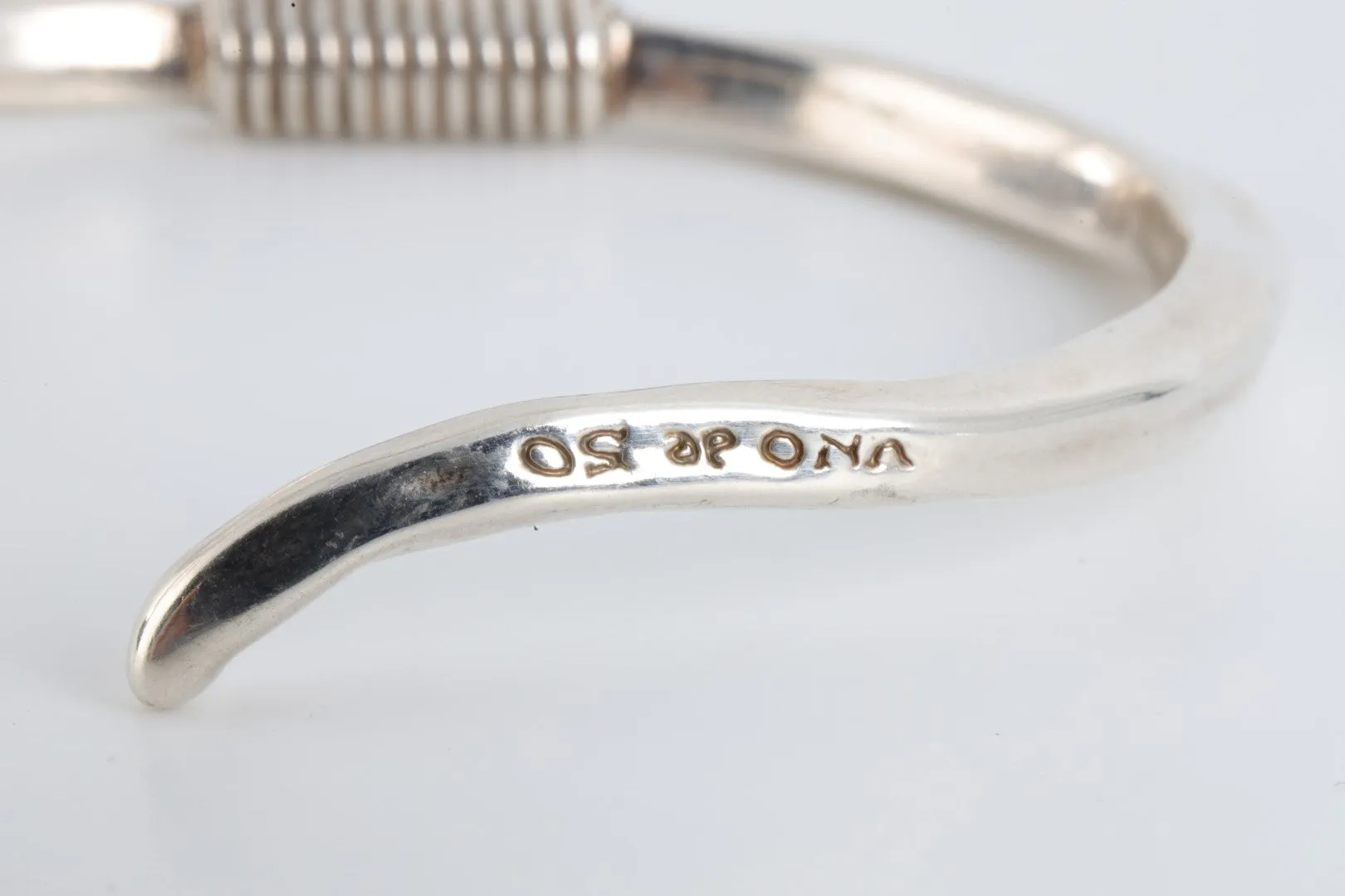 6.5" Uno De So 925 Silver Cuff Bracelet (22.05g.)