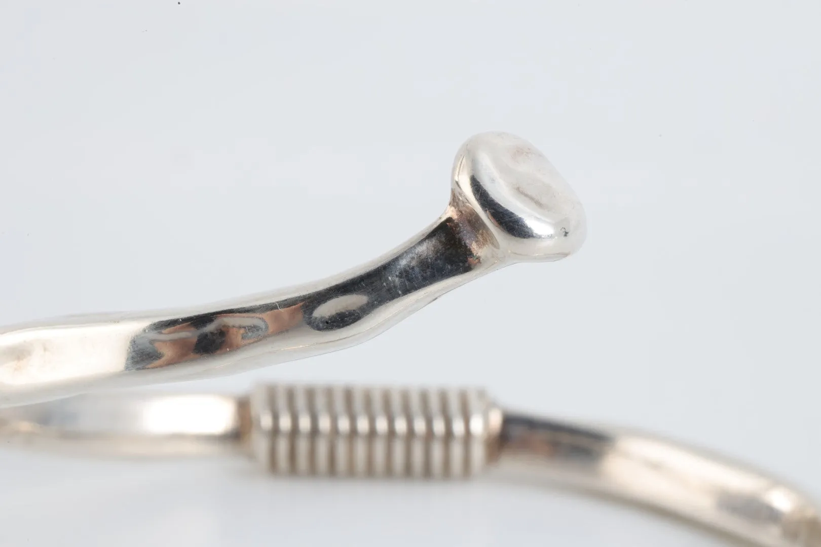 6.5" Uno De So 925 Silver Cuff Bracelet (22.05g.)